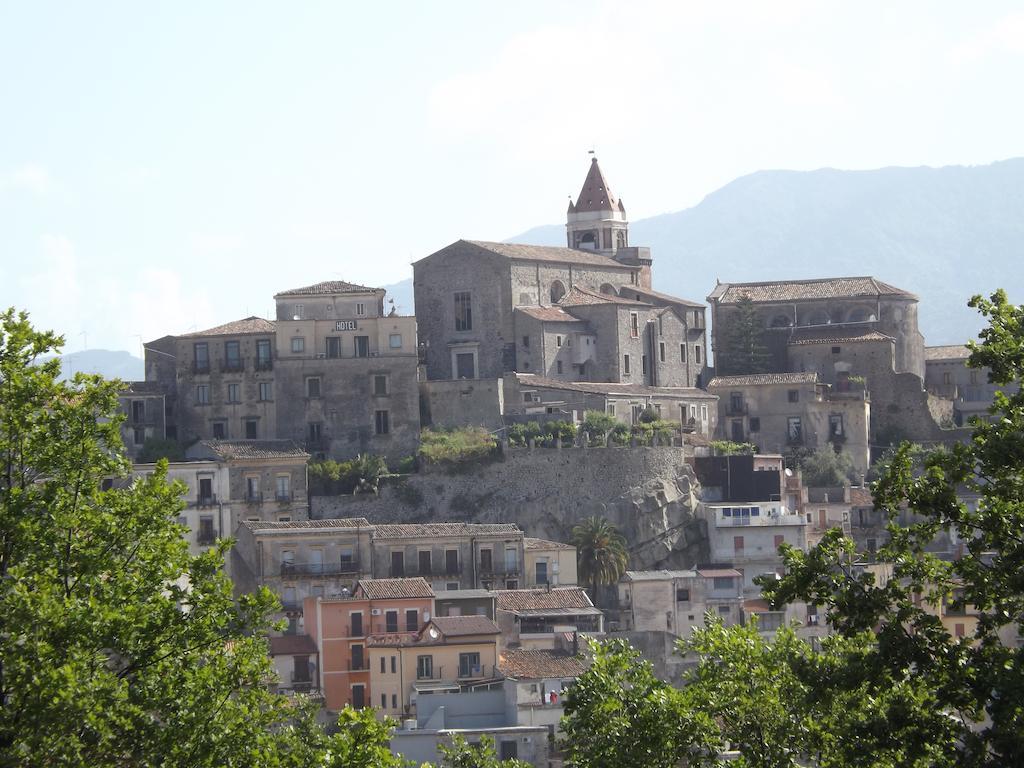 Albergo Diffuso Borgo Santa Caterina "Vintage" Castiglione De Sicilia Exterior photo